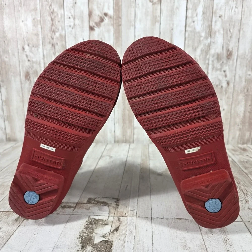 Hunter Original Chelsea Matte Red Waterproof Rain Boots Womens Size 6 US 4 UK